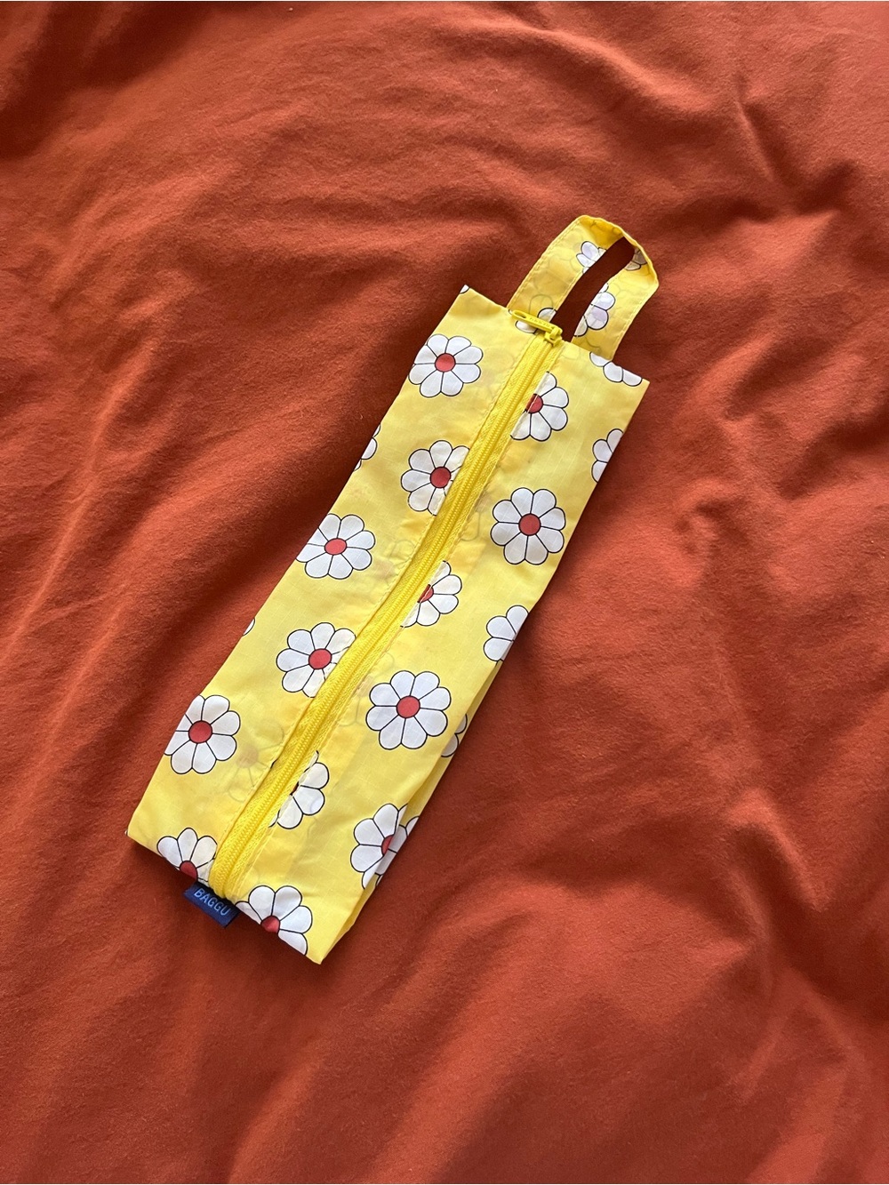 BAGGU Yellow Daisy Travel Bag